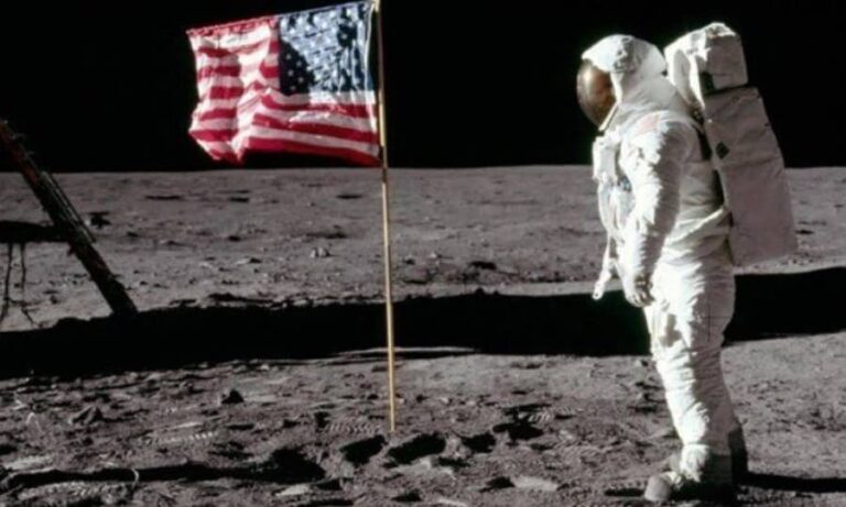 Cuanto Duro El Primer Viaje A La Luna